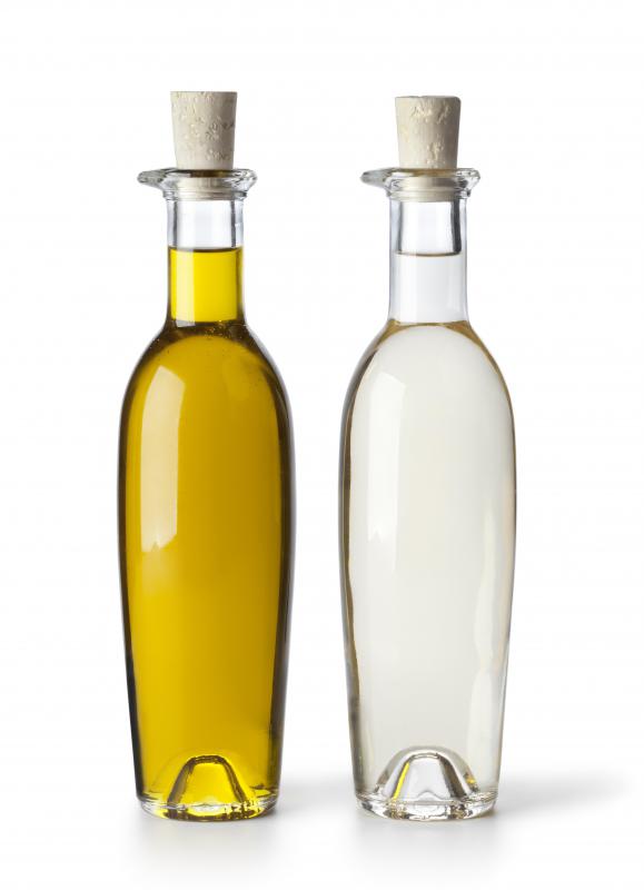 Oil and vinegar are important components of traditional coleslaw.