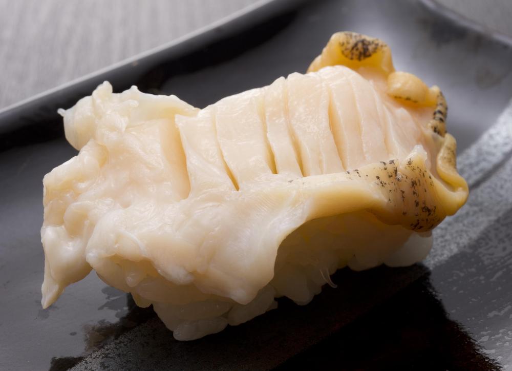 Abalone meat can be used in sashimi.