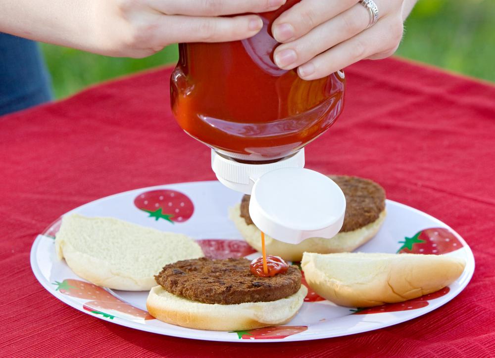 Tomato powder may be used to create homemade ketchup.