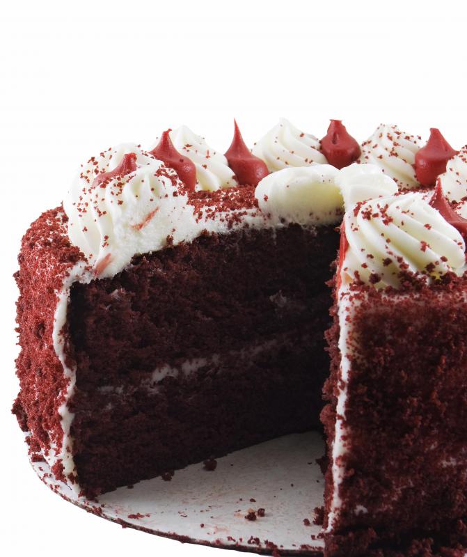 Cream cheese frosting is commonly used on red velvet cake.