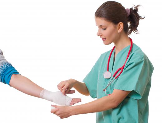 Steam can cause serious burns, which may require medical attention.