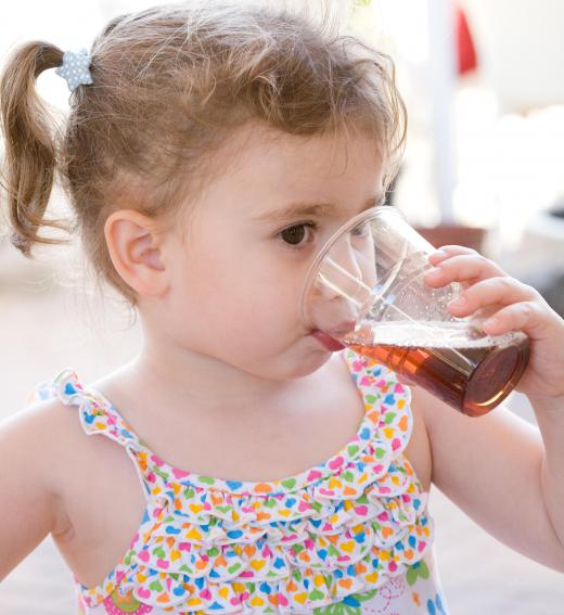 Children can sometimes sample canelazo before the alcohol portion is added.