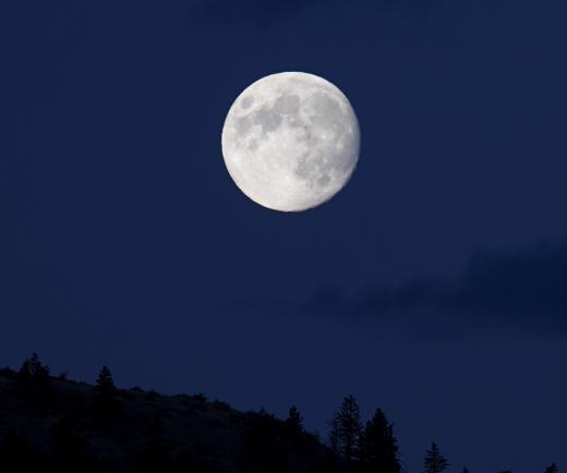 Legend says a miner pointed to the moon when asked how large the treat that would become known as a Moon Pie should be.