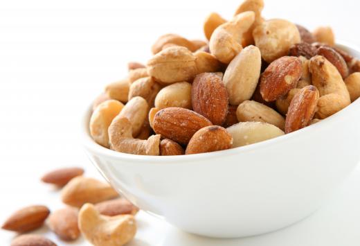 Cashews are rich in unsaturated fats and fiber.