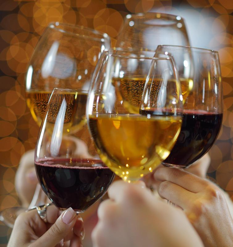 Generally only true wine connoisseurs understand the necessity for varying wine glasses for different types of wine.
