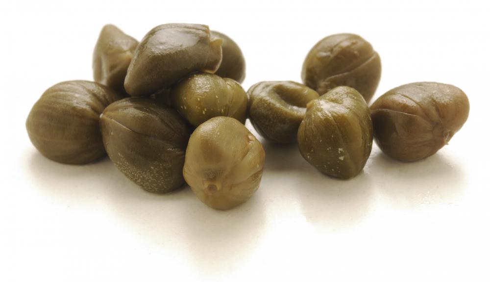 What Are Caperberries Uncover Their Culinary Uses Benefits   Capers 