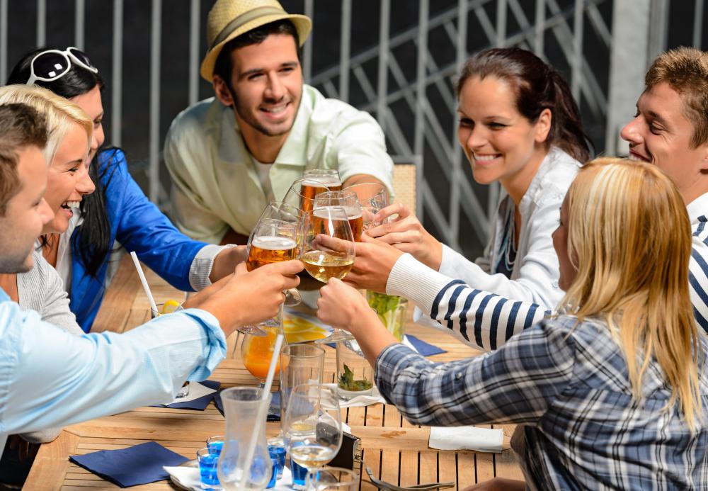 What is a NoHost Bar? (with pictures)