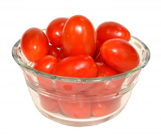 A bowl of ripe grape tomatoes.