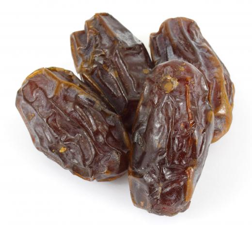 Dried date fruit.