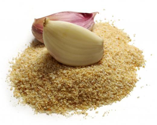 Garlic powder can be used in a complex hamburger marinade.