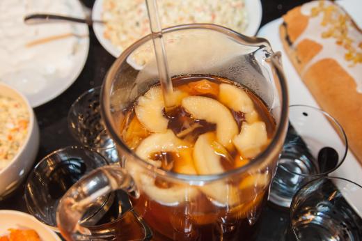 Pears may be used to create kompot.