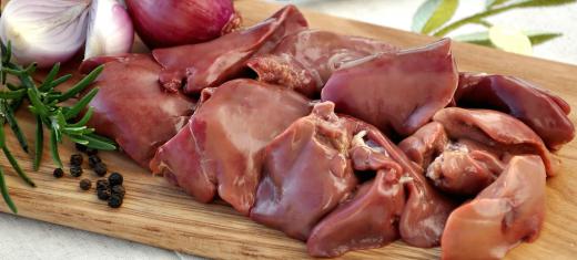 Southern cooks often saute calf liver and onions in a frying pan.