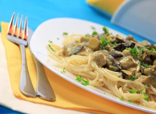 Smooth, semi-thin sauces are paired best with tagliolini noodles; mushrooms or other fresh veggies complete the meal.