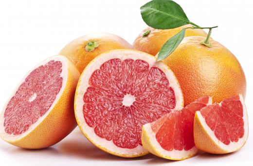 The serrated edge of a grapefruit knife allows the fruit to be cut into undamaged wedges.