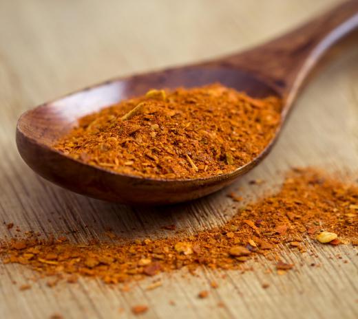 Cayenne pepper is thought to help boost energy, improve circulation and heart health, clear congestion in the sinuses and treat stomach ulcers.