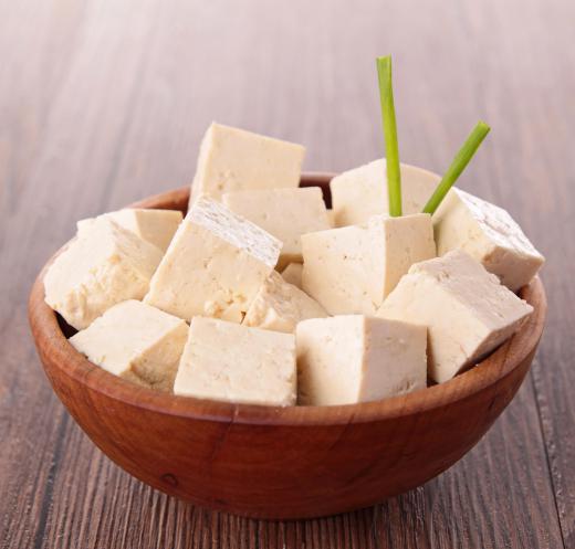 Tofu can be added to Kinpira dishes.