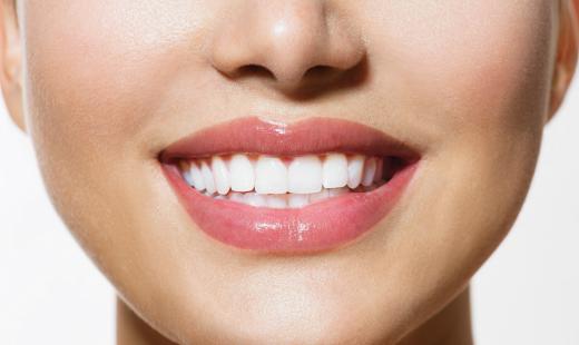 Some brands of sugar-free, low-carb gum are formulated to help whiten teeth.