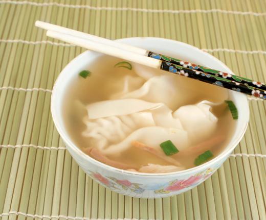 Wontons are mainly boiled to make soup.